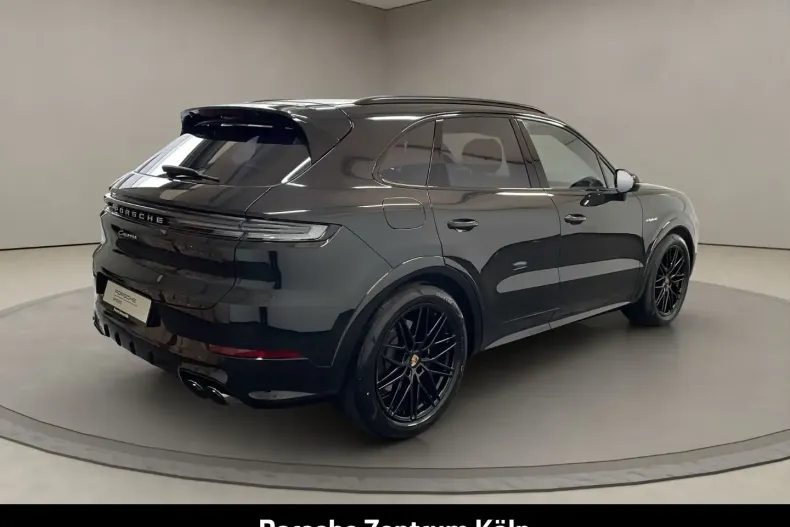 Porsche Cayenne din 2023 cu 6.561 km - oferta POR152158 - foto 5