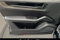 Porsche Cayenne din 2023 cu 6.561 km - oferta POR152158 - foto 19