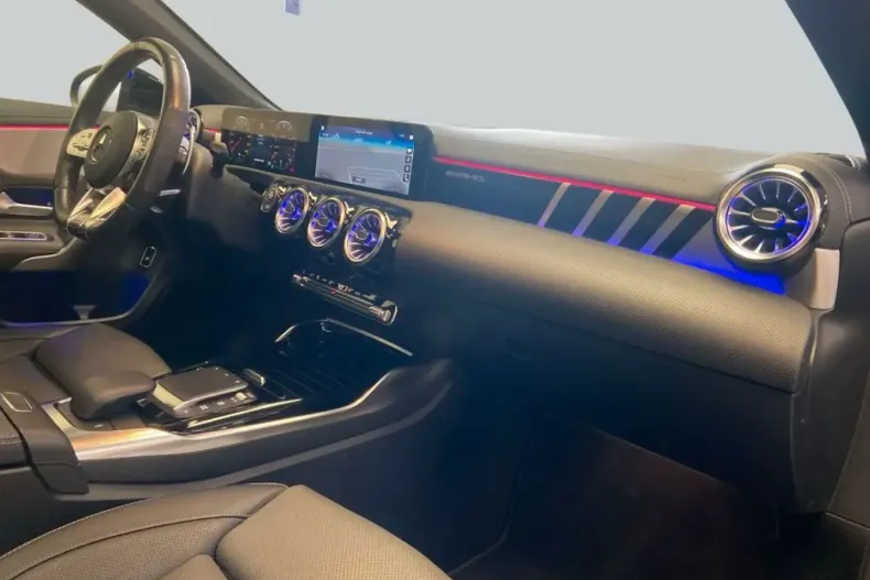 Mercedes-Benz A 35 AMG din 2022 cu 22.145 km - oferta MER152160 - foto 12