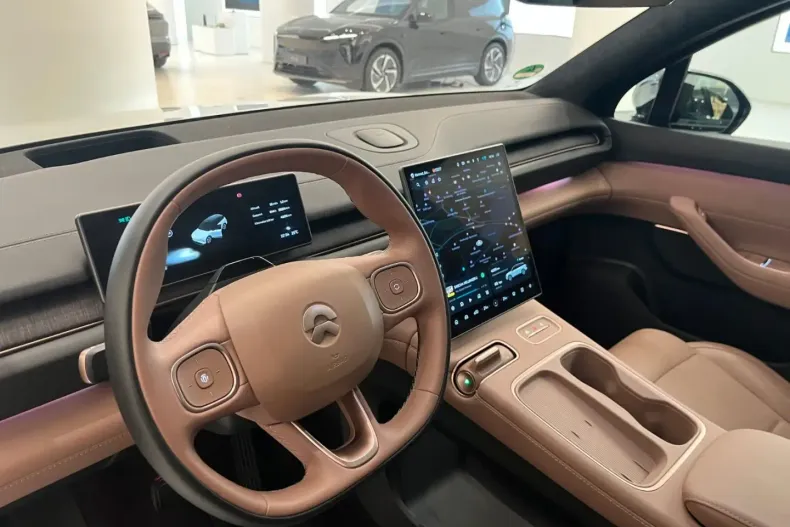 NIO EL6 din 2023 cu 41.035 km - oferta NIO152168 - foto 9