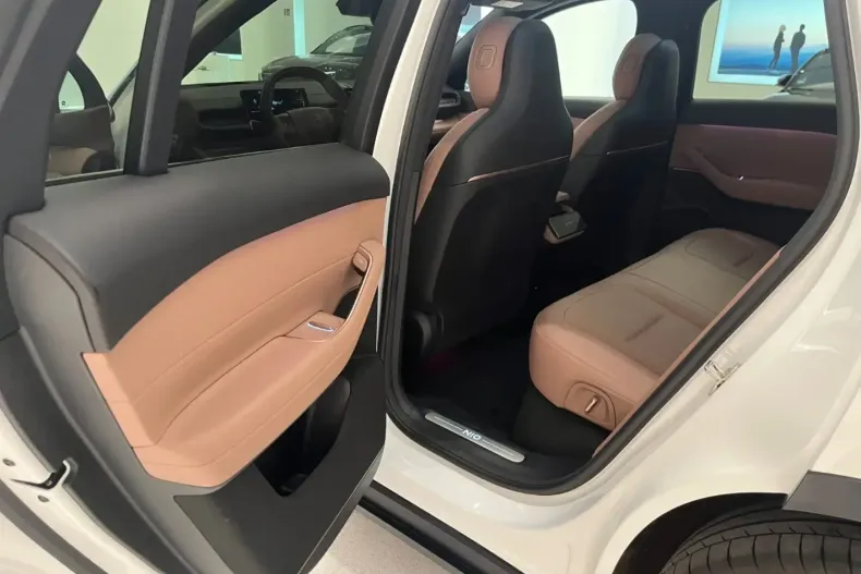 NIO EL6 din 2023 cu 41.035 km - oferta NIO152168 - foto 12