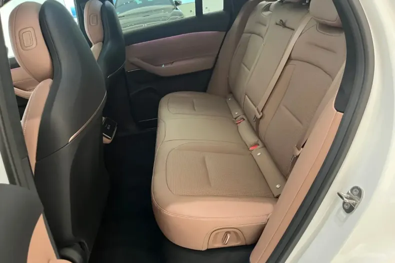 NIO EL6 din 2023 cu 41.035 km - oferta NIO152168 - foto 13