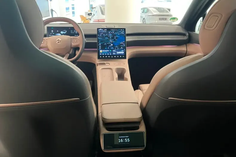 NIO EL6 din 2023 cu 41.035 km - oferta NIO152168 - foto 15