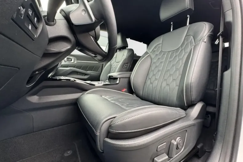 Kia Sorento din 2023 cu 12.490 km - oferta KIA152170 - foto 9