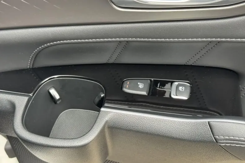 Kia Sorento din 2023 cu 12.490 km - oferta KIA152170 - foto 18