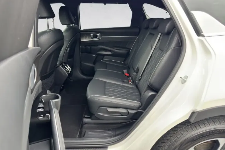 Kia Sorento din 2023 cu 12.490 km - oferta KIA152170 - foto 21