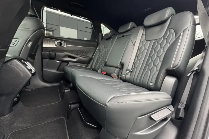 Kia Sorento din 2023 cu 12.490 km - oferta KIA152170 - foto 23