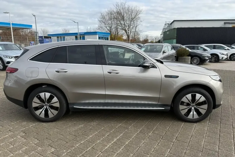 Mercedes-Benz EQC din 2022 cu 48.067 km - oferta MER152173 - foto 4