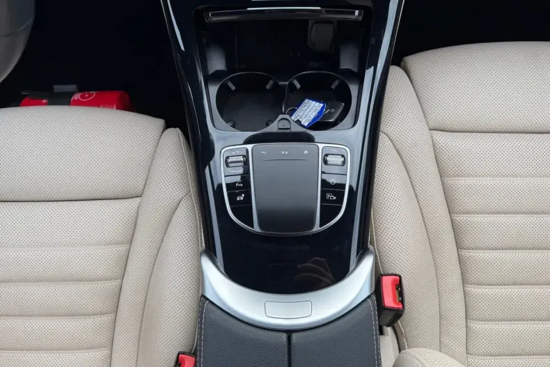 Mercedes-Benz EQC din 2022 cu 48.067 km - oferta MER152173 - foto 13