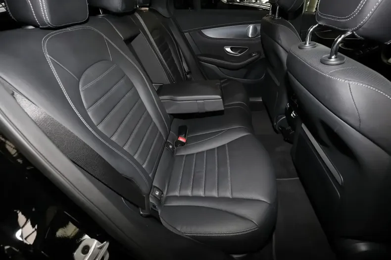 Mercedes-Benz EQC din 2021 cu 78.970 km - oferta MER152174 - foto 6