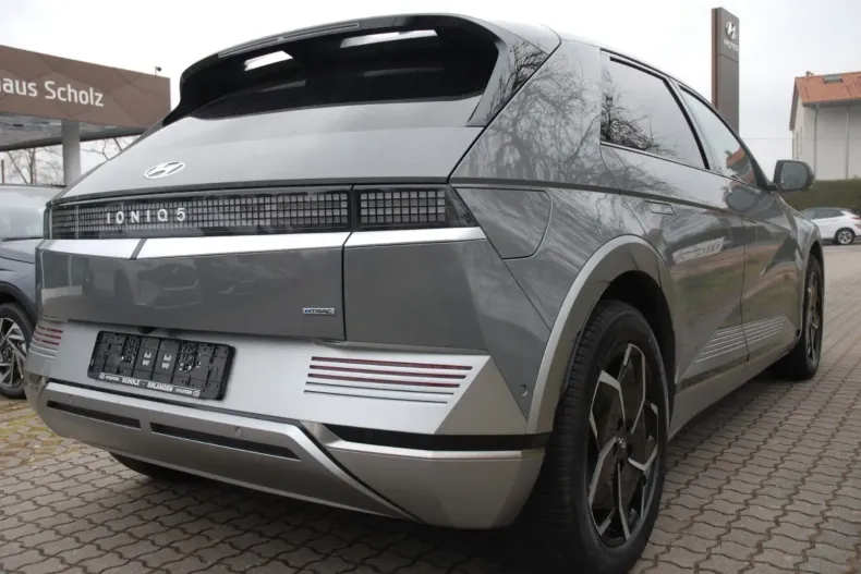 Hyundai IONIQ 5 din 2023 cu 27.420 km - oferta HYU152175 - foto 3