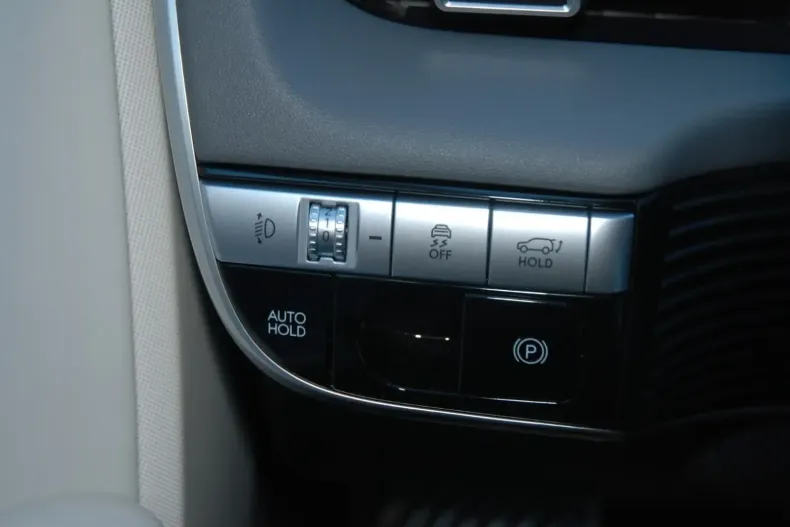 Hyundai IONIQ 5 din 2023 cu 27.420 km - oferta HYU152175 - foto 13