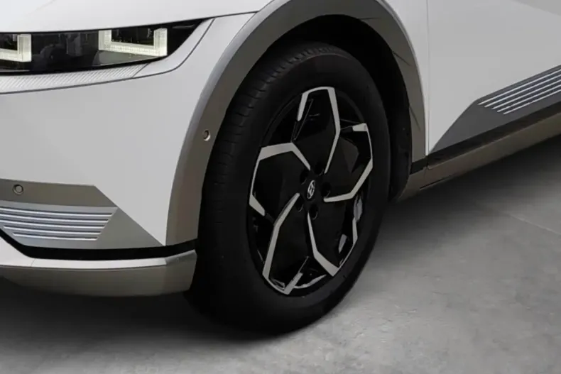 Hyundai IONIQ 5 din 2022 cu 25.900 km - oferta HYU152176 - foto 6