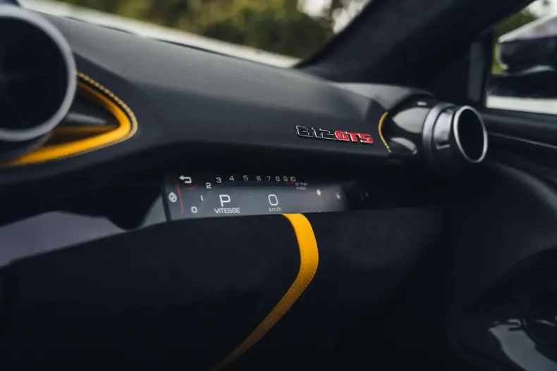 Ferrari 812 din 2024 cu 6.400 km - oferta FER152180 - foto 17