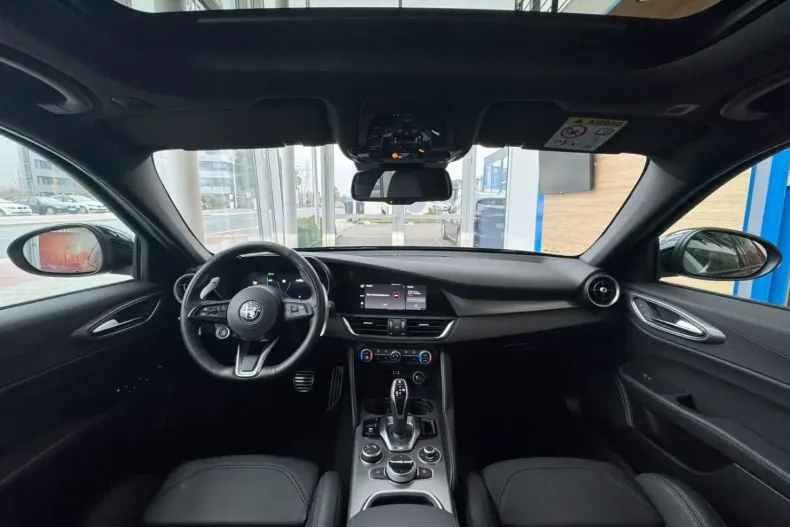 Alfa Romeo Giulia din 2024 cu 11.475 km - oferta ALF152188 - foto 11