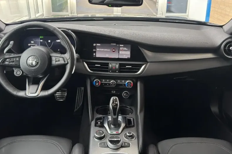 Alfa Romeo Giulia din 2024 cu 11.475 km - oferta ALF152188 - foto 12