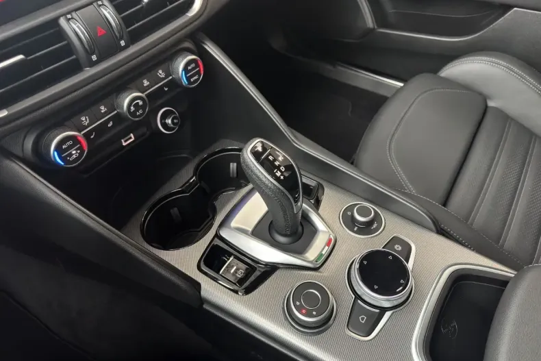 Alfa Romeo Giulia din 2024 cu 11.475 km - oferta ALF152188 - foto 21