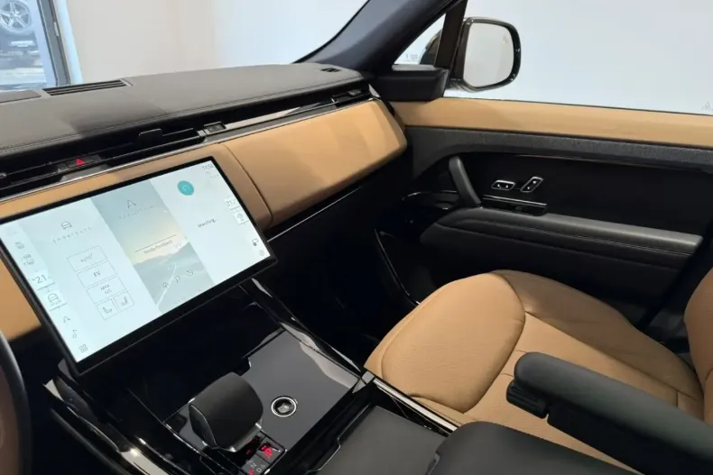 Land Rover Range Rover Sport din 2025 cu 11.200 km - oferta LAN152190 - foto 13