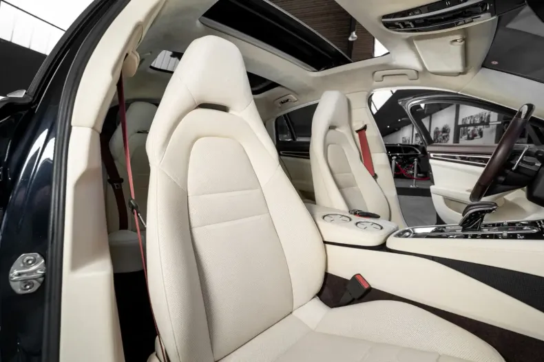 Porsche Panamera din 2021 cu 53.000 km - oferta POR152192 - foto 2