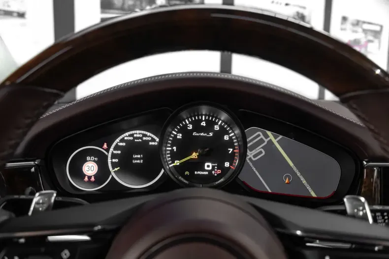 Porsche Panamera din 2021 cu 53.000 km - oferta POR152192 - foto 37