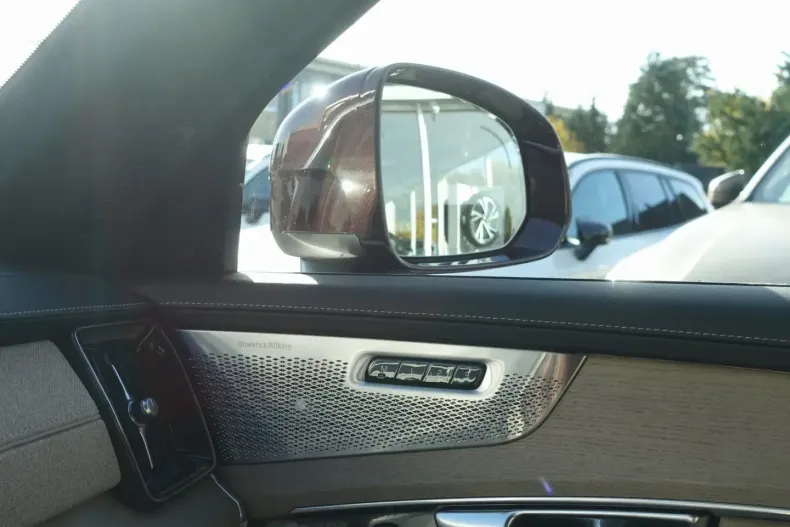 Volvo XC90 din 2024 cu 15.200 km - oferta VOL152195 - foto 17