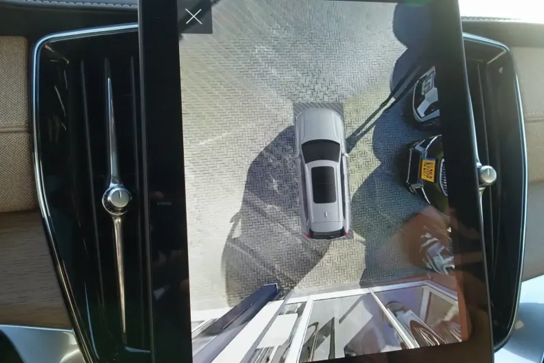 Volvo XC90 din 2024 cu 15.200 km - oferta VOL152195 - foto 21