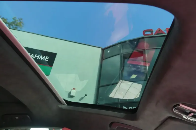 Porsche Panamera din 2021 cu 76.211 km - oferta POR152196 - foto 8