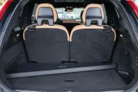 Volvo XC90 din 2024 cu 23.956 km - oferta VOL152199 - foto 8