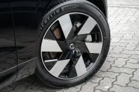 Volvo XC60 din 2024 cu 17.600 km - oferta VOL152201 - foto 5