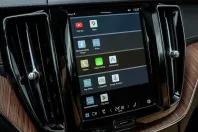 Volvo XC60 din 2024 cu 17.600 km - oferta VOL152201 - foto 13