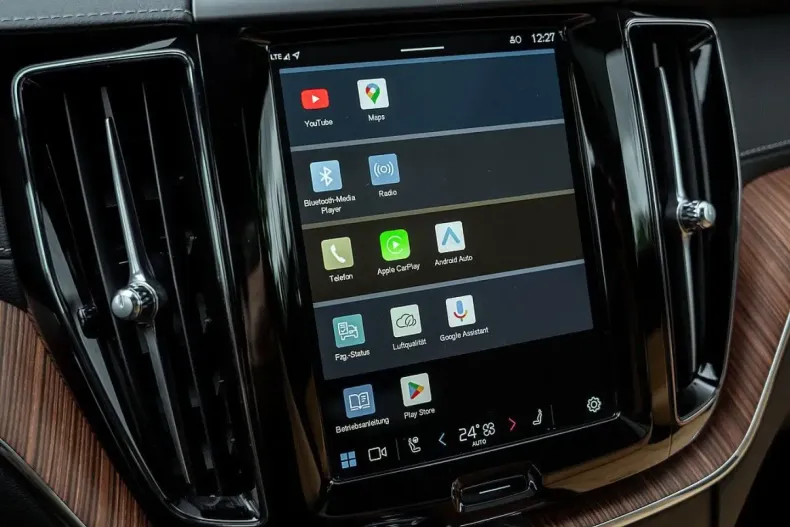 Volvo XC60 din 2024 cu 17.600 km - oferta VOL152201 - foto 13