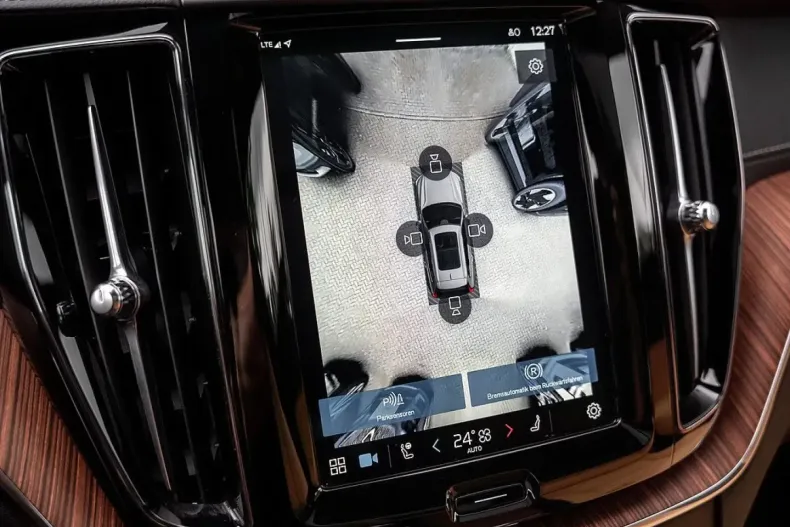 Volvo XC60 din 2024 cu 17.600 km - oferta VOL152201 - foto 14