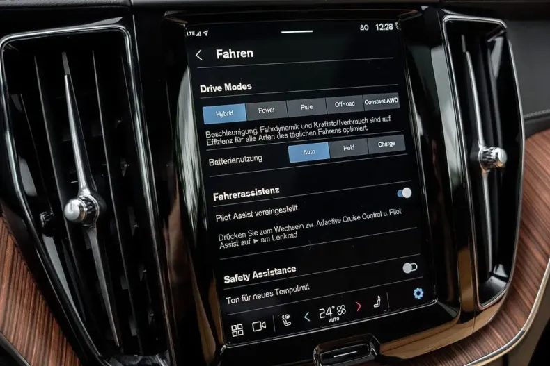 Volvo XC60 din 2024 cu 17.600 km - oferta VOL152201 - foto 16