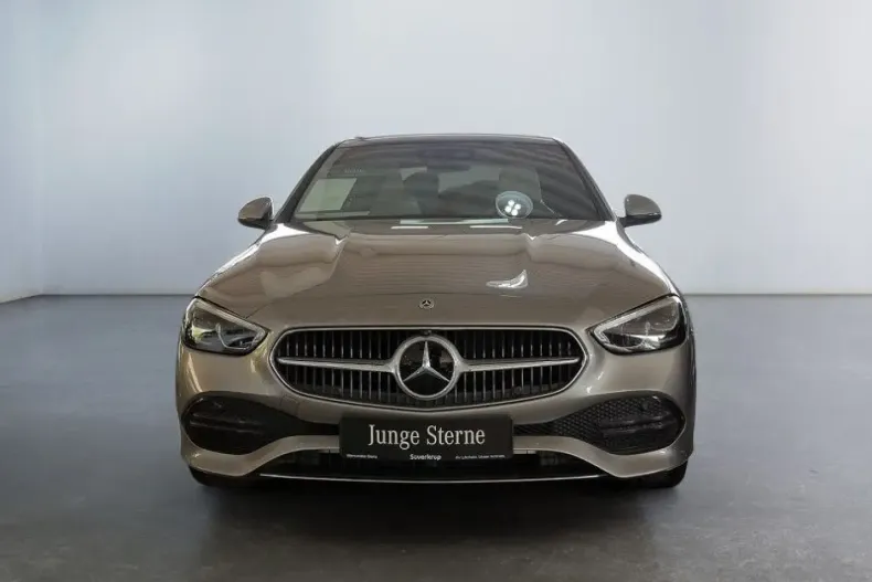 Mercedes-Benz C 400 din 2023 cu 53.832 km - oferta MER152210 - foto 2