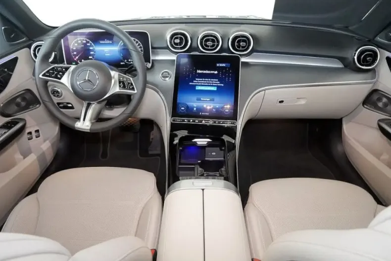 Mercedes-Benz C 400 din 2023 cu 53.832 km - oferta MER152210 - foto 6