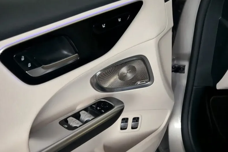 Mercedes-Benz C 400 din 2023 cu 53.832 km - oferta MER152210 - foto 12