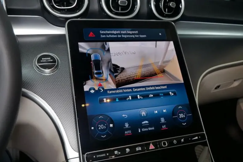 Mercedes-Benz C 400 din 2023 cu 53.832 km - oferta MER152210 - foto 14