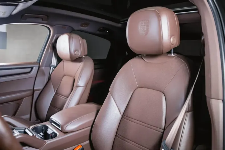 Porsche Cayenne din 2023 cu 23.100 km - oferta POR152215 - foto 15