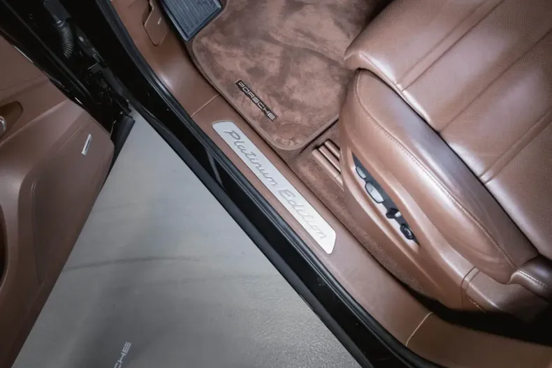 Porsche Cayenne din 2023 cu 23.100 km - oferta POR152215 - foto 25