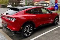 Ford Mustang Mach-E din 2022 cu 9.700 km - oferta FOR152216 - foto 4