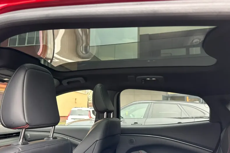 Ford Mustang Mach-E din 2022 cu 9.700 km - oferta FOR152216 - foto 11