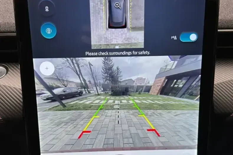 Ford Mustang Mach-E din 2022 cu 9.700 km - oferta FOR152216 - foto 15