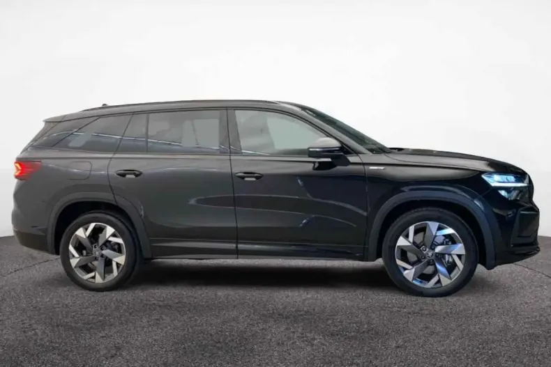 Skoda Kodiaq din 2025 cu 8.400 km - oferta SKO152220 - foto 4