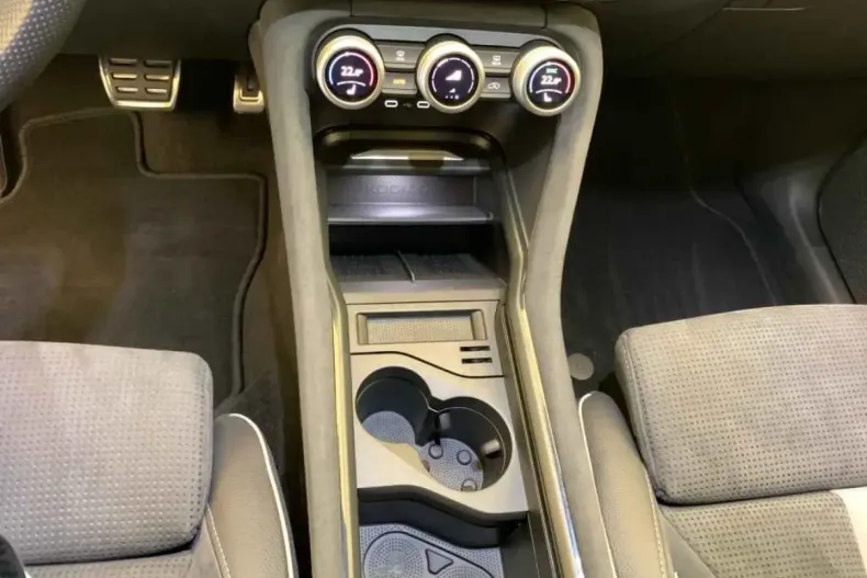 Skoda Kodiaq din 2025 cu 8.400 km - oferta SKO152220 - foto 12