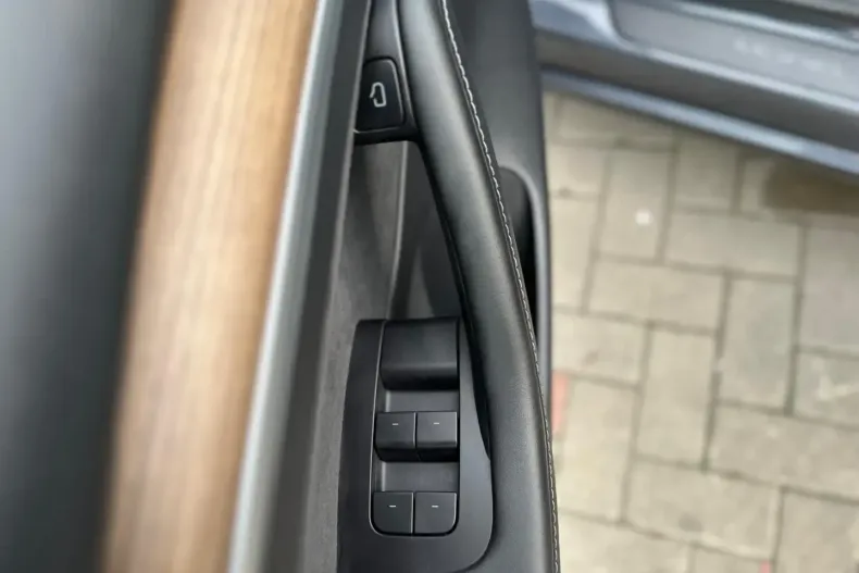 Tesla Model 3 din 2021 cu 34.216 km - oferta TES152224 - foto 18