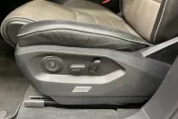 Volkswagen Touareg din 2021 cu 72.569 km - oferta VOL152228 - foto 9