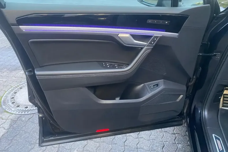 Volkswagen Touareg din 2020 cu 85.000 km - oferta VOL152229 - foto 12