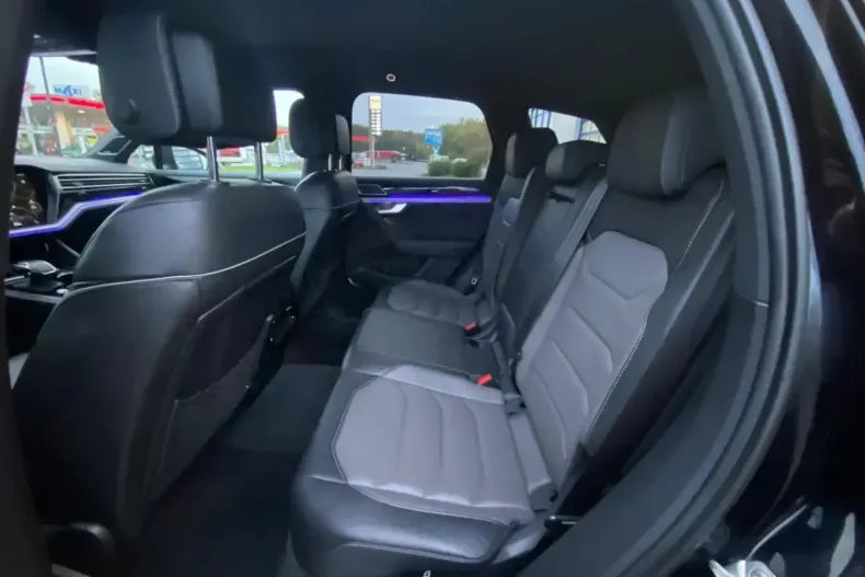 Volkswagen Touareg din 2020 cu 85.000 km - oferta VOL152229 - foto 13