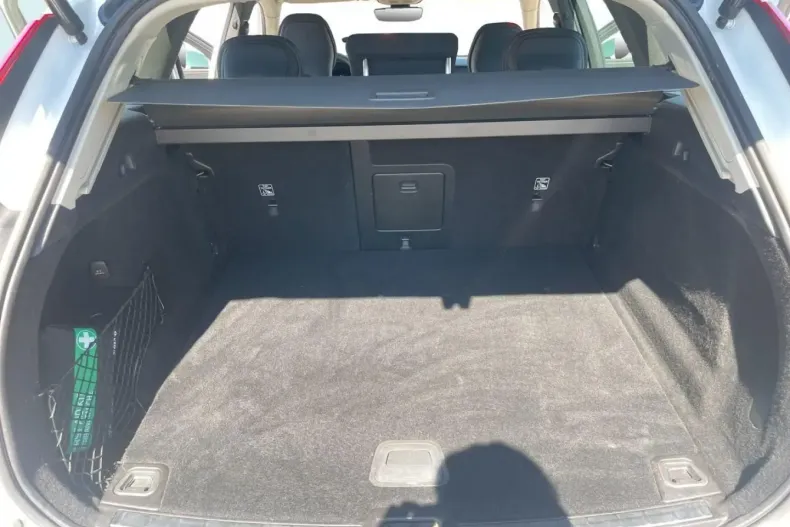 Volvo XC60 din 2022 cu 75.703 km - oferta VOL152248 - foto 20