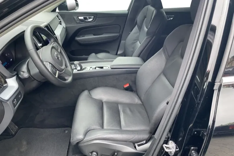 Volvo XC60 din 2022 cu 57.377 km - oferta VOL152249 - foto 16